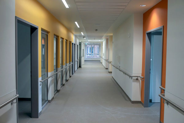 GNUSE-Ingenieurbuero-Klinikum-Dortmund-Mitte - Flur